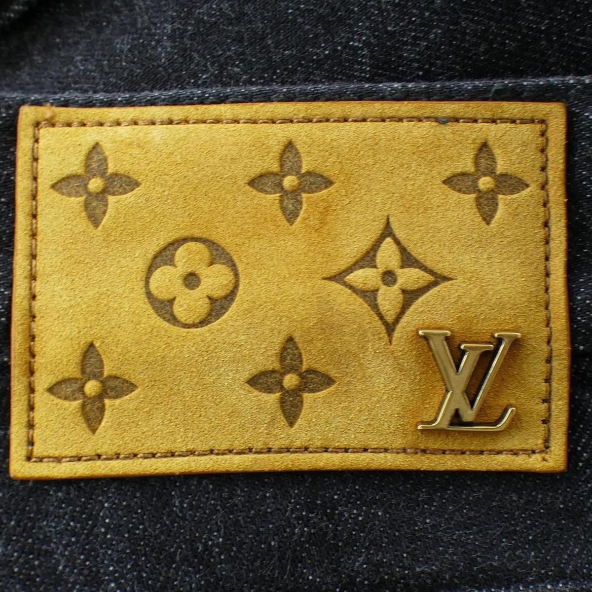 Louis Vuitton Karakoram Denim Pants Jeans — view 7