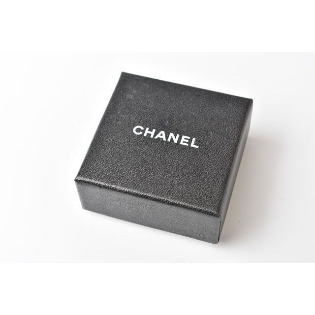Chanel CC Mark Heart Motif Pink — view 8