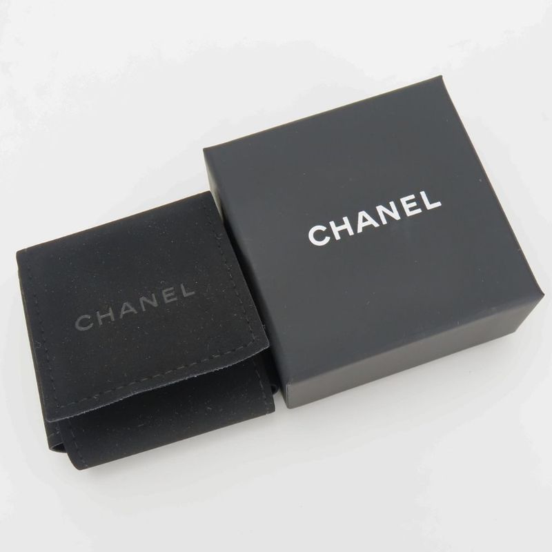 Chanel Earrings Coco Mark Metal Silver Heart Rhinestone C25P Ladies Women Chanel