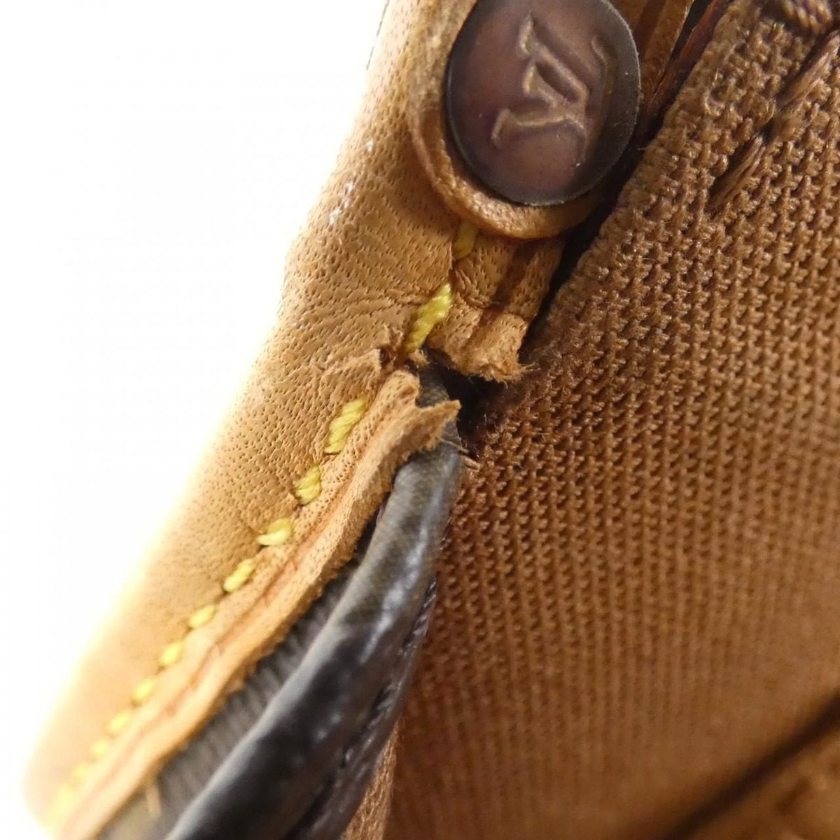 Louis Vuitton Monogram Popincourt Bag Jacket — view 10