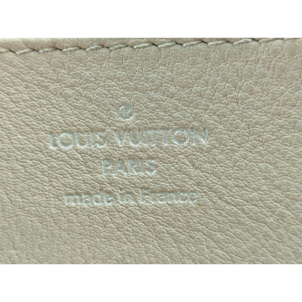 Louis Vuitton Wallet Zippy Jasmine Pink Mahina Zip Around Silver — view 10
