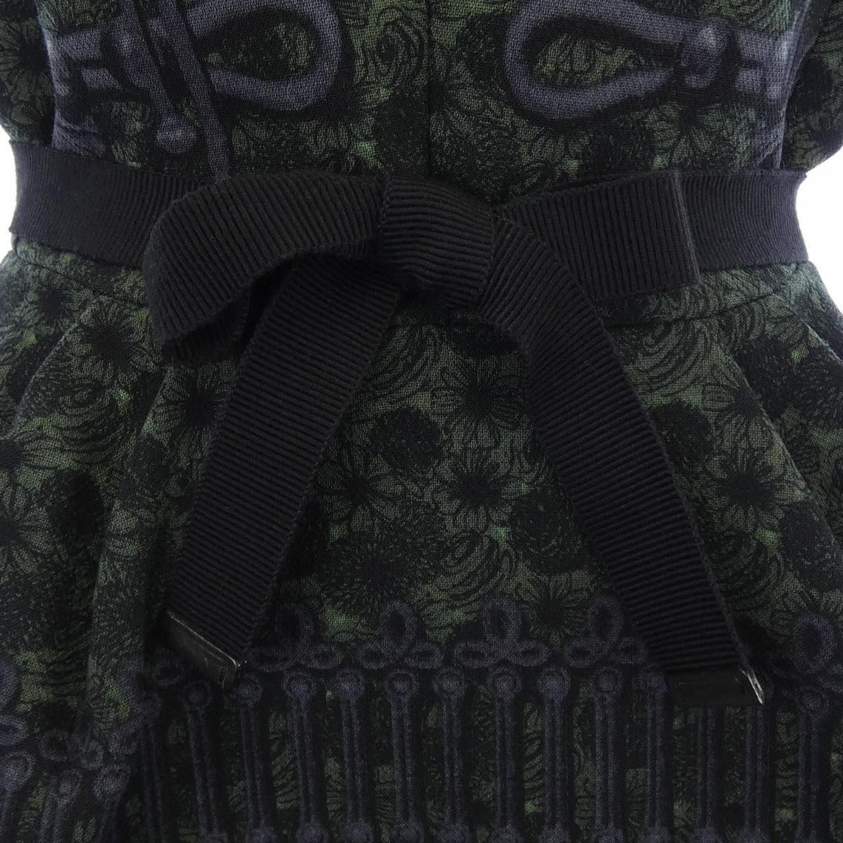 Louis Vuitton Dress Green 34 — view 6