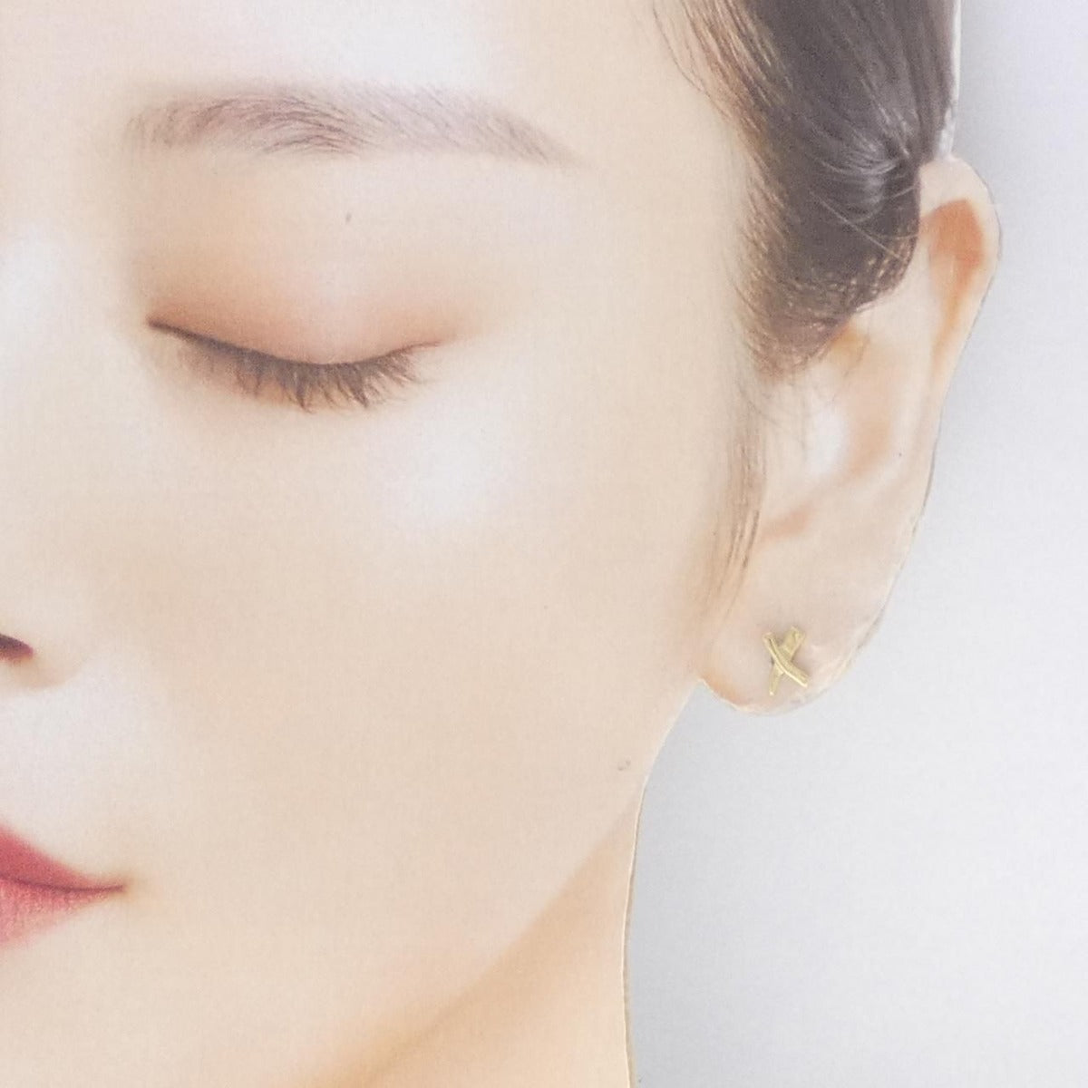 Tiffany & Co. Vintage Kiss Earrings — view 4