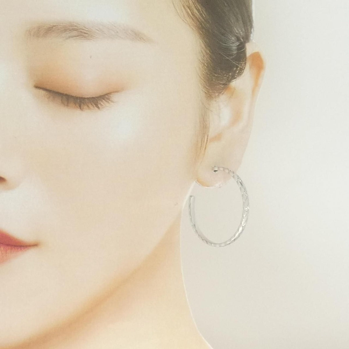 Chanel Coco Crush Earrings — view 4