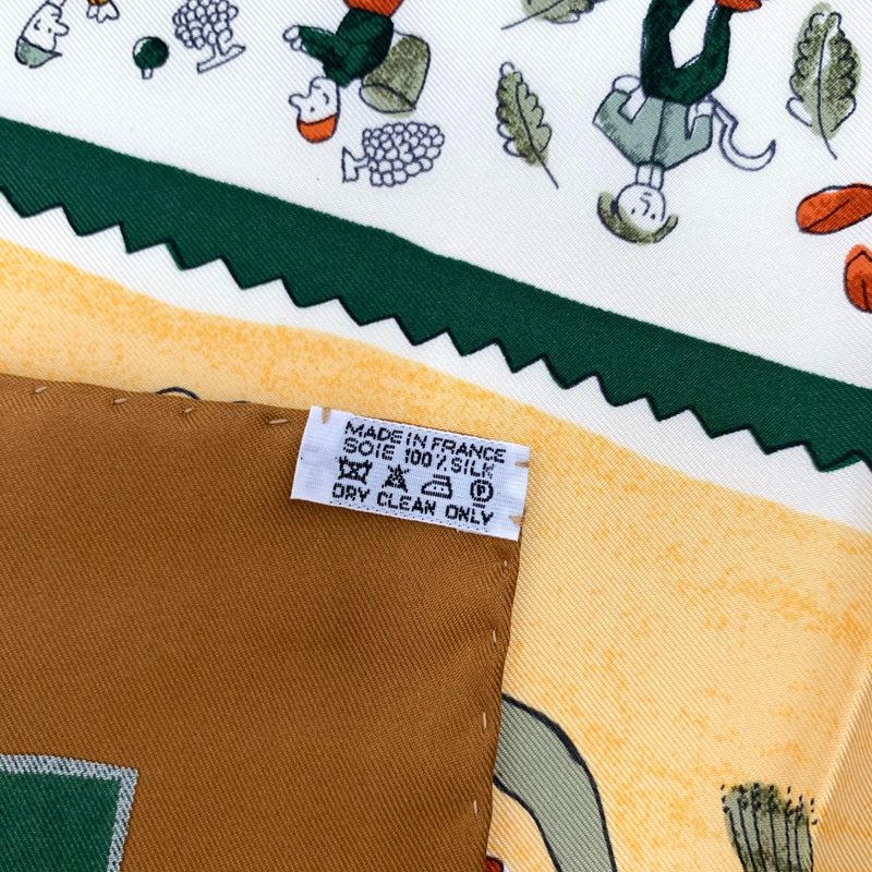 Color Hermes Carre 90 RE TOUR A LA Terre Homeward Silk Scarf Brown