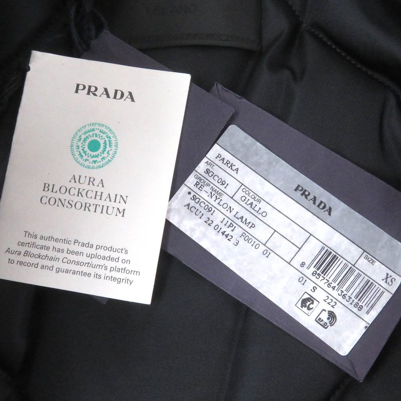 Prada 2022 Sgc091 Re-nylon Triangle Logo Cotton Graphic Padded Coat Yellow XS