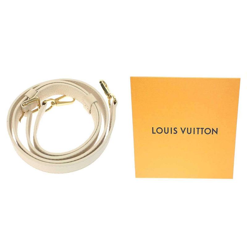 Louis Vuitton Capucine BB Poudre Bag Flower Capucines Taurillon Leather Bag