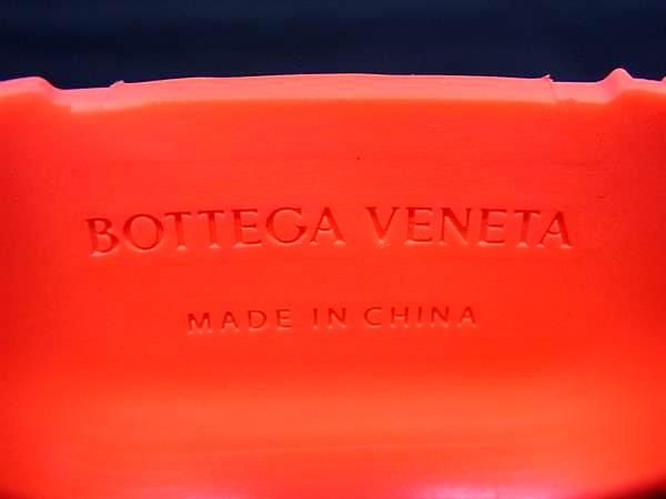 Bottega Veneta Intrecciato Rubber Airpods Case Airpods Case In Orange