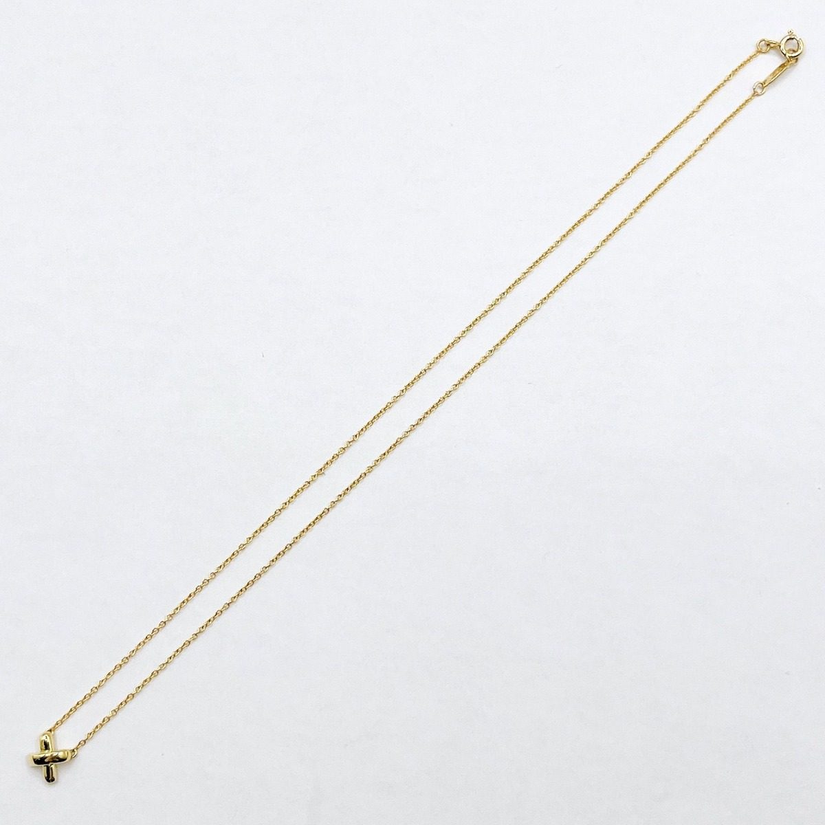 Tiffany & Co Cross Stitch Yellow Gold Necklace 40 cm — view 8