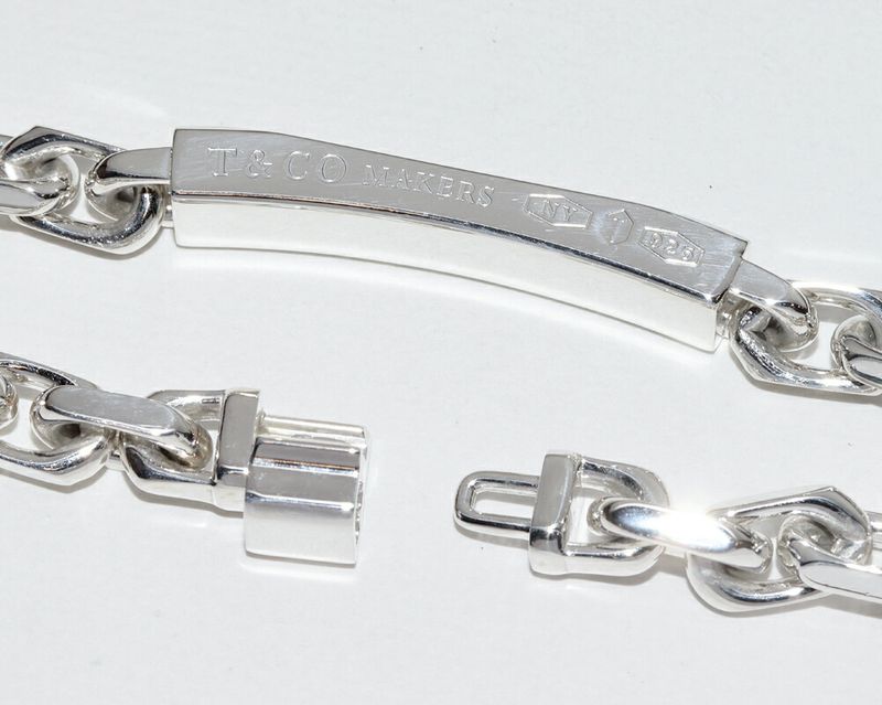 Tiffany & Co Bracelet SM 1837 Makers ID Chain Bracelet Medium