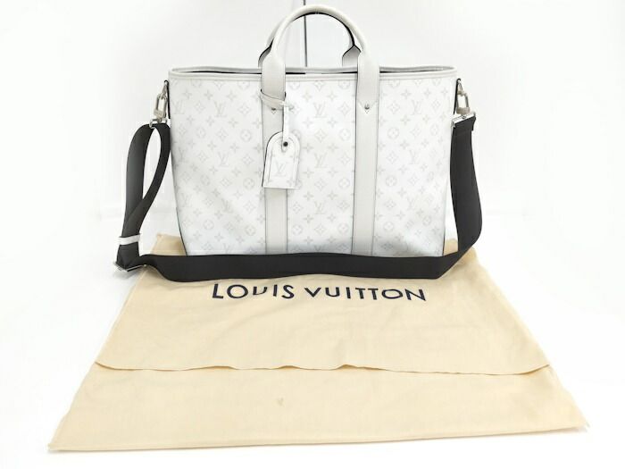 Louis Vuitton Weekend Tote NM Tote Bag Taiga Llama M30919