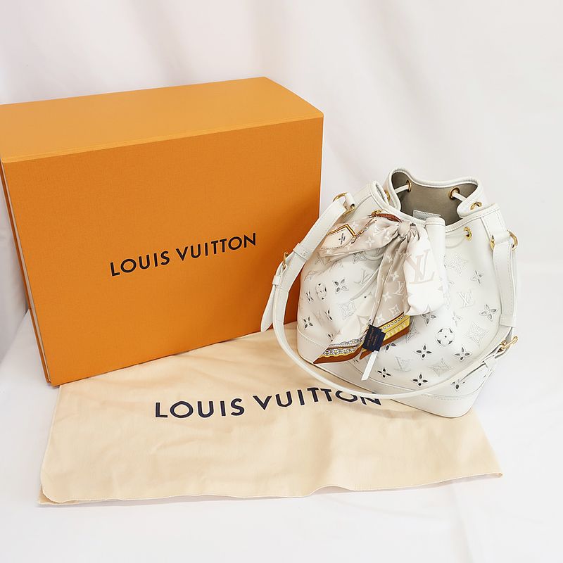 Louis Vuitton Noe PM LV Broderie--anglais-shoulder-bag M20740 White