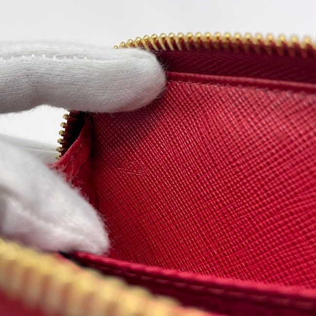 Prada Card Case Red 1ml040 Excellent Condition Saffiano Leather Preowned