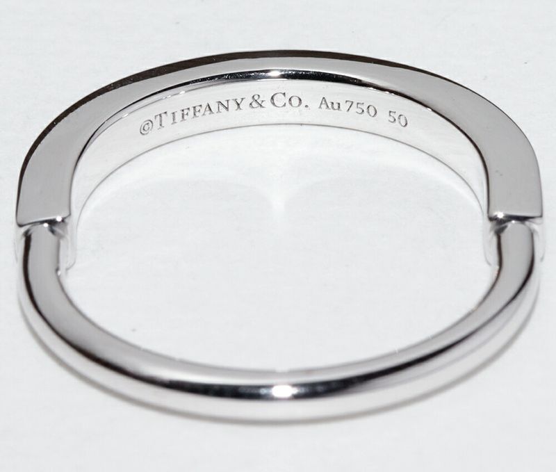 Tiffany & Co Ring 18K White Gold Lock Ring
