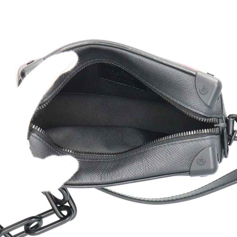 Louis Vuitton Mini Soft Trunk M30351 Taiga Men's Shoulder Bag Black Excellent