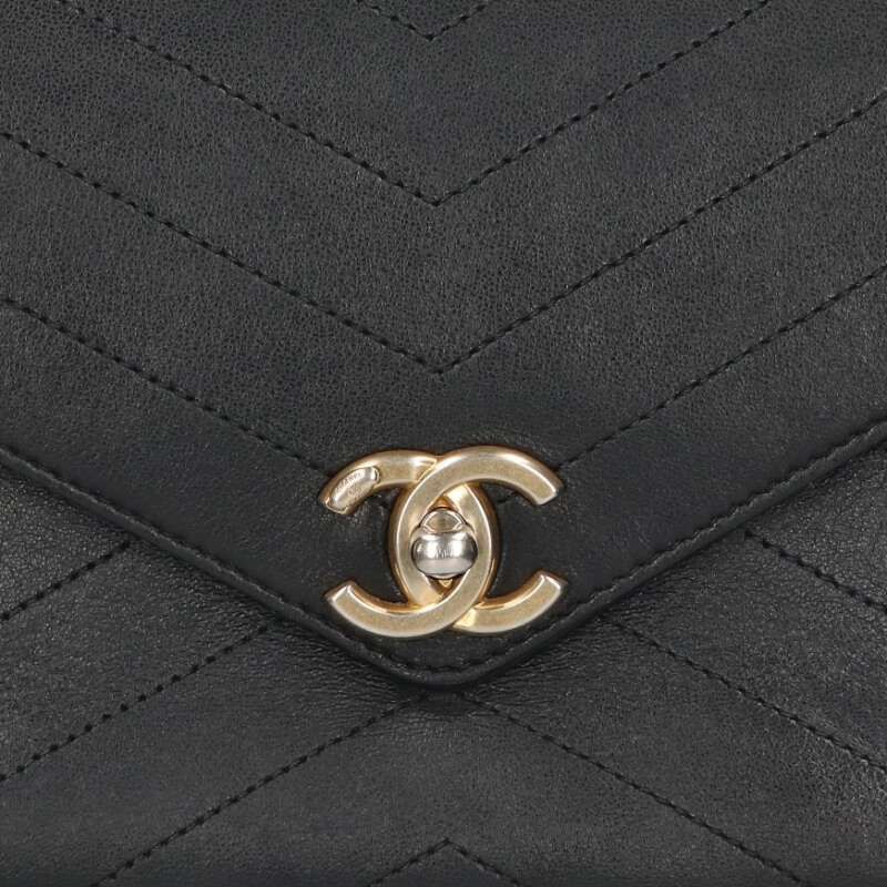 Chanel A57431 Chevron Lambskin Flap Shoulder Bag Women