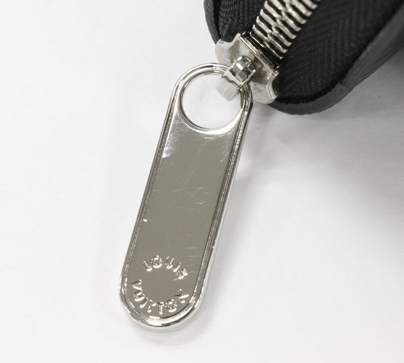 Louis Vuitton Coin Case Epi Noir Black Zippy Coin Purse M60152