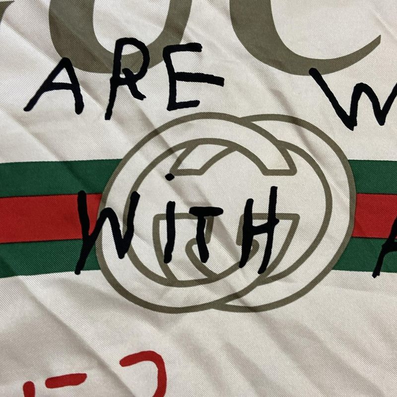 Gucci Scarf - Ivory X Red X Multi Sherry (web)