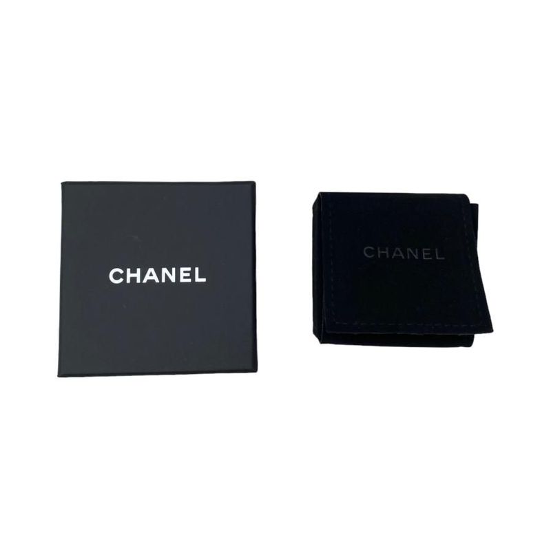 Chanel Aba913 No032 Metal & Strass Silver Gold Crystal Clover