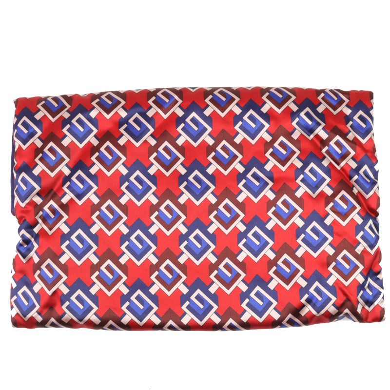 Gucci Geometric G Print Travel Set 100% Silk Eye Mask Air Pillow Slippers