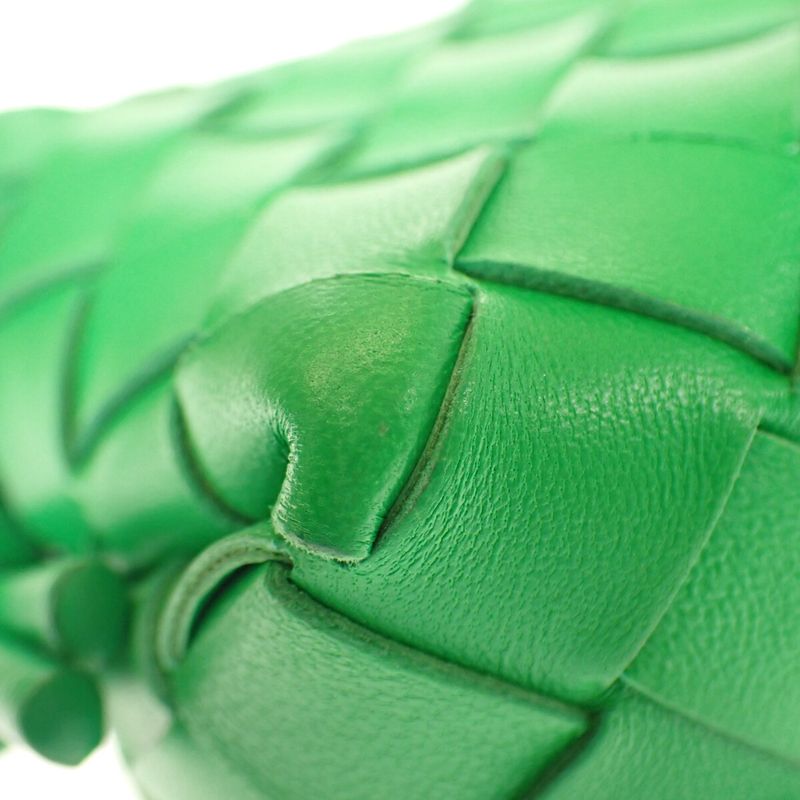 Bottega Veneta Mini Loop Camera Bag Intrecciato 680254v1g113722 Shoulder Bag