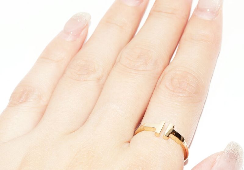 Tiffany & Co Ring 18K Yellow Gold T-wire Ring