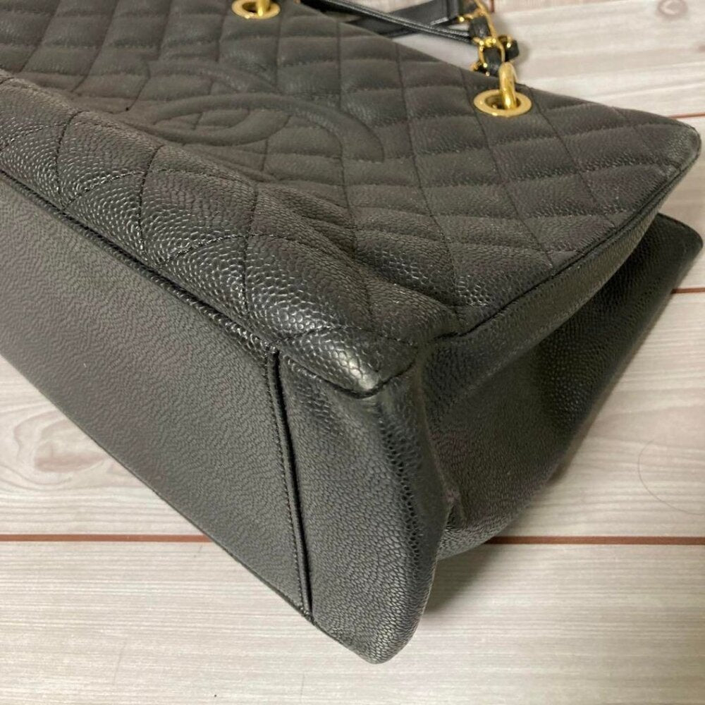 Authentic Chanel Gst Caviar Grand Shopping Tote Quilted Shoulder Bag Black Chain