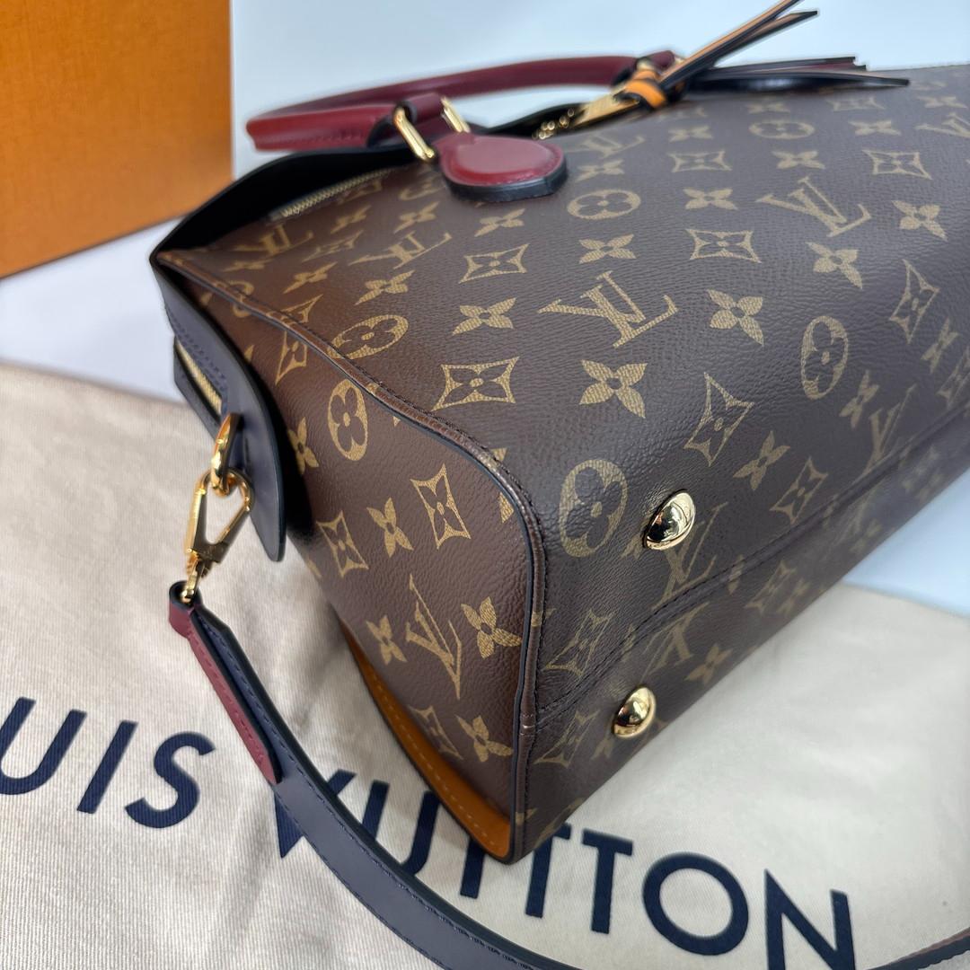 Louis Vuitton Monogram Roulis Tote Handbag 2-Way — view 9