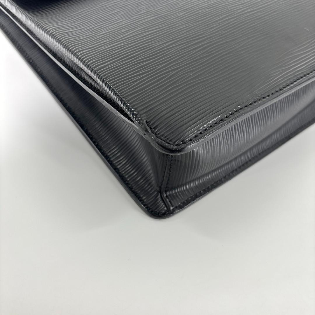 Louis Vuitton Super Epi Robusto 1 Black Leather Business Bag — view 8