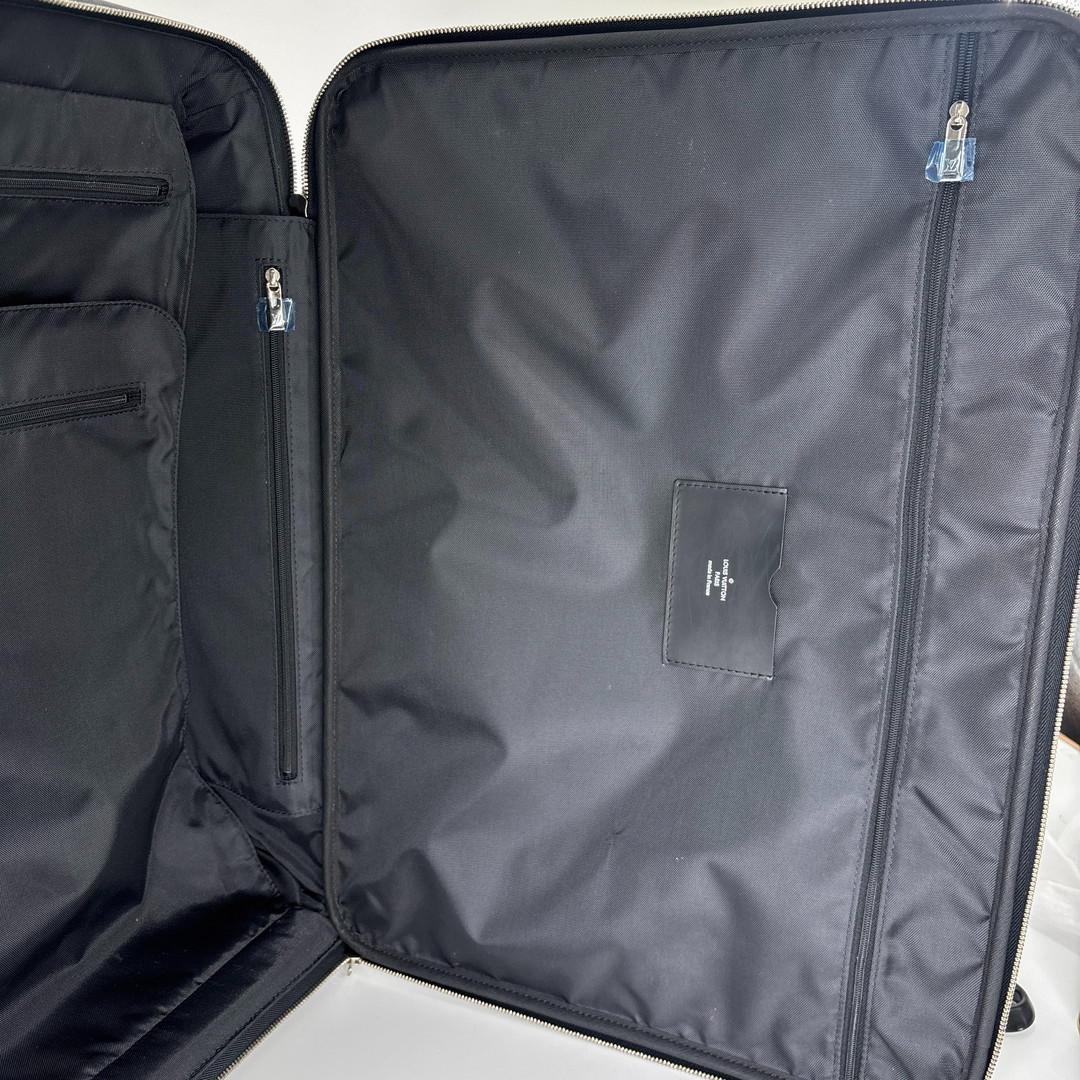 Louis Vuitton Super Taiga Pegase 50 Carry Case Travel — view 9