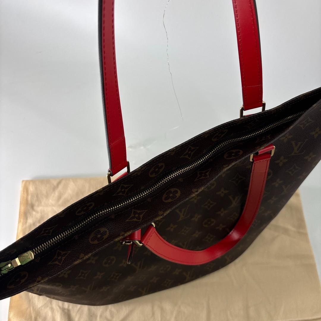 Louis Vuitton Monogram All in MM Tote Bag — view 8