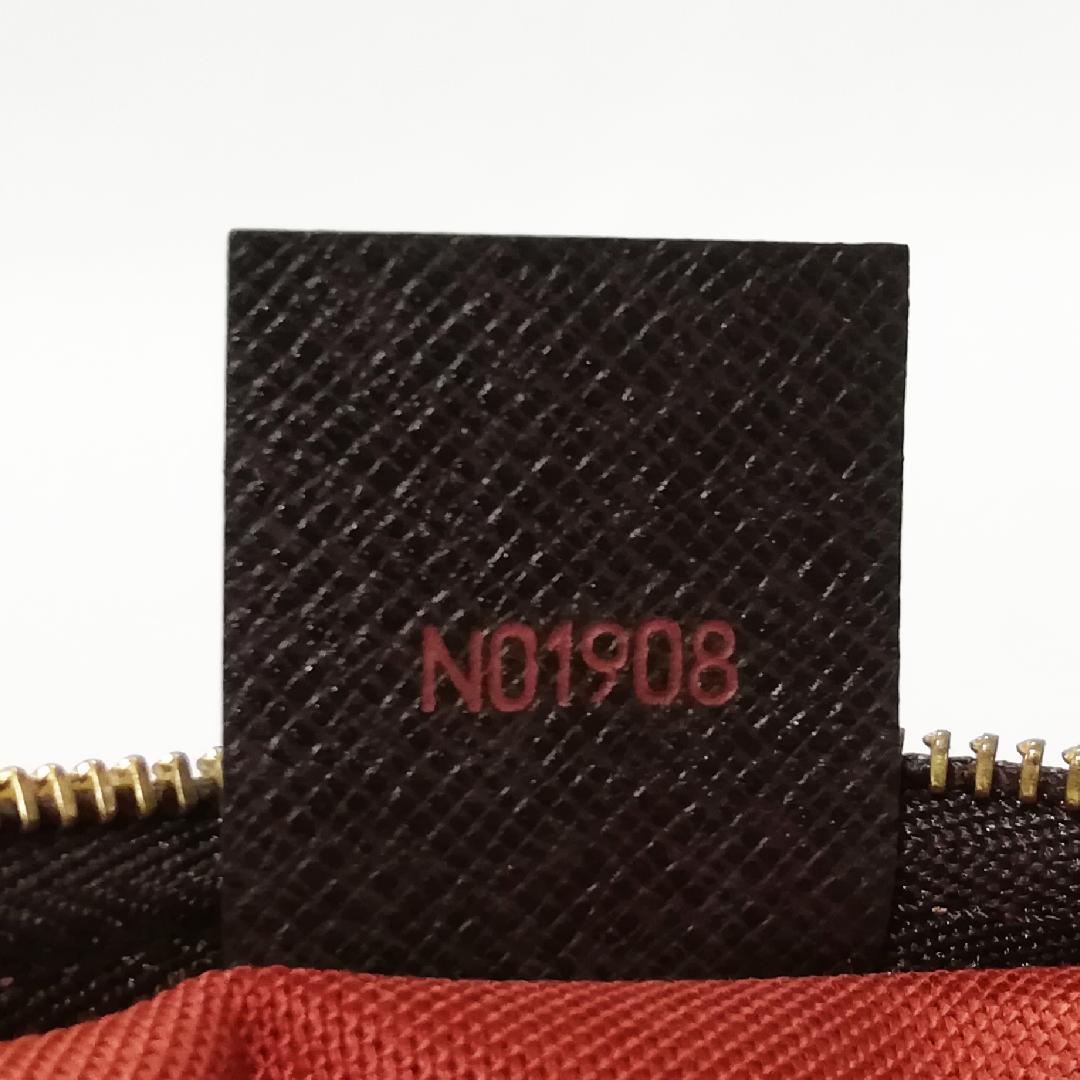 Louis Vuitton Trousse Makeup Mini Handbag — view 5