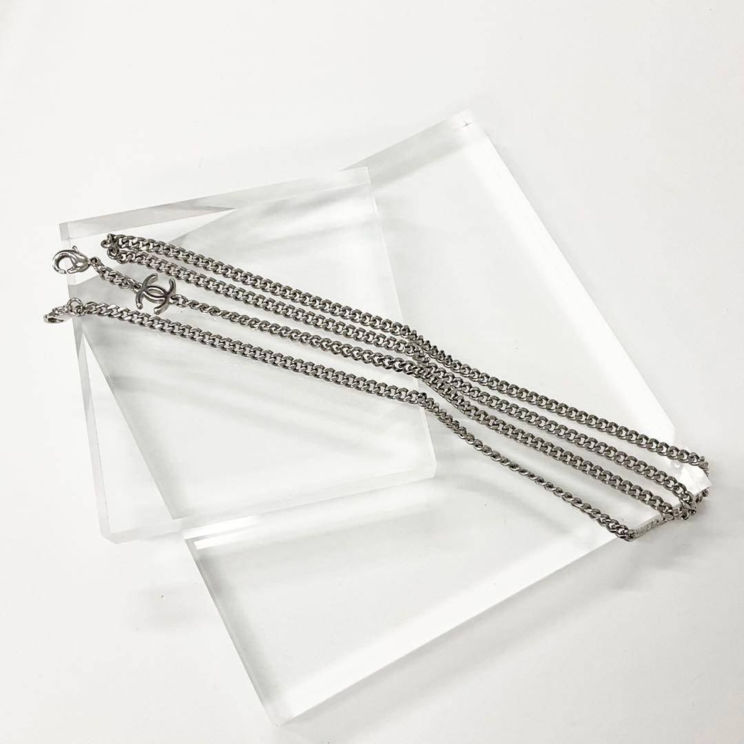 Chanel Sunglasses CC Logo Chain Eyewear Silver — view 8