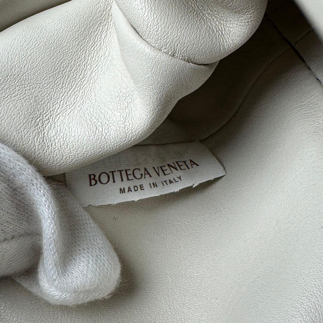 Bottega Veneta Mini the Pouch Shoulder — view 9