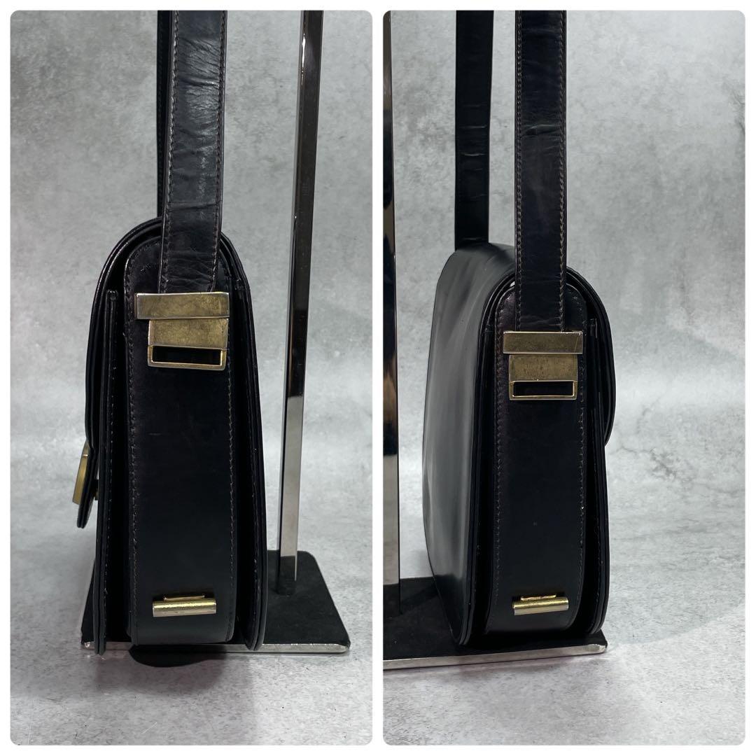 Gucci Shoulder Bag Black Gold Leather — view 8