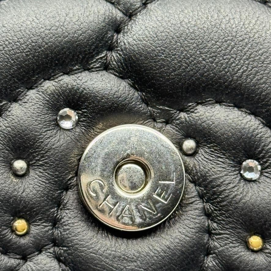 Chanel Wallet Camellia Rhinestone Flap — view 9