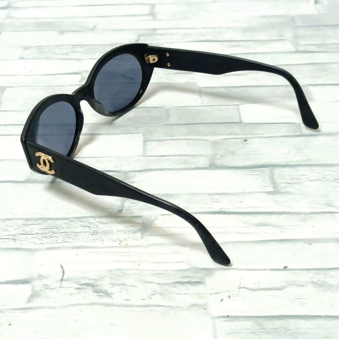 Chanel Sunglasses Black CC Logo Gold Wellington Eyewear — view 9
