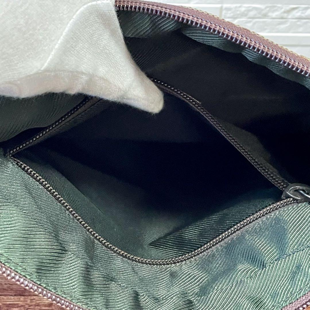 Gucci GG Canvas Nylon Shoulder Bag Brown Large — view 8
