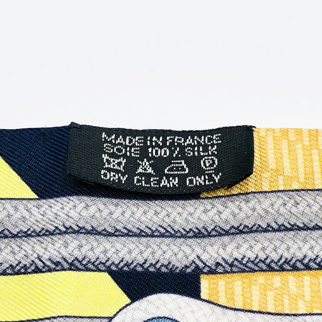 Hermes Twilly Harnessed Scarf with Tags Excellent Condition