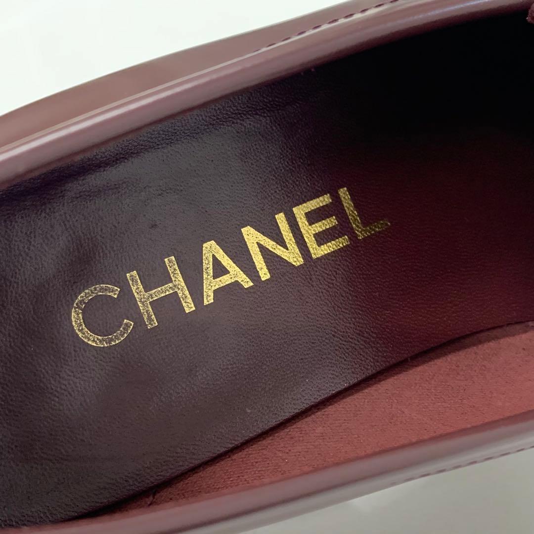 Chanel CC Logo Leather Loafers Burgundy White — view 8