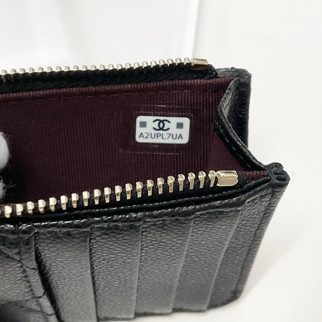 Chanel Caviar Leather CC Logo Coin Case — view 9