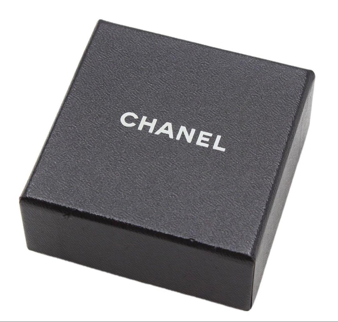 Chanel Fake Pearl Coco Mark Round Earring