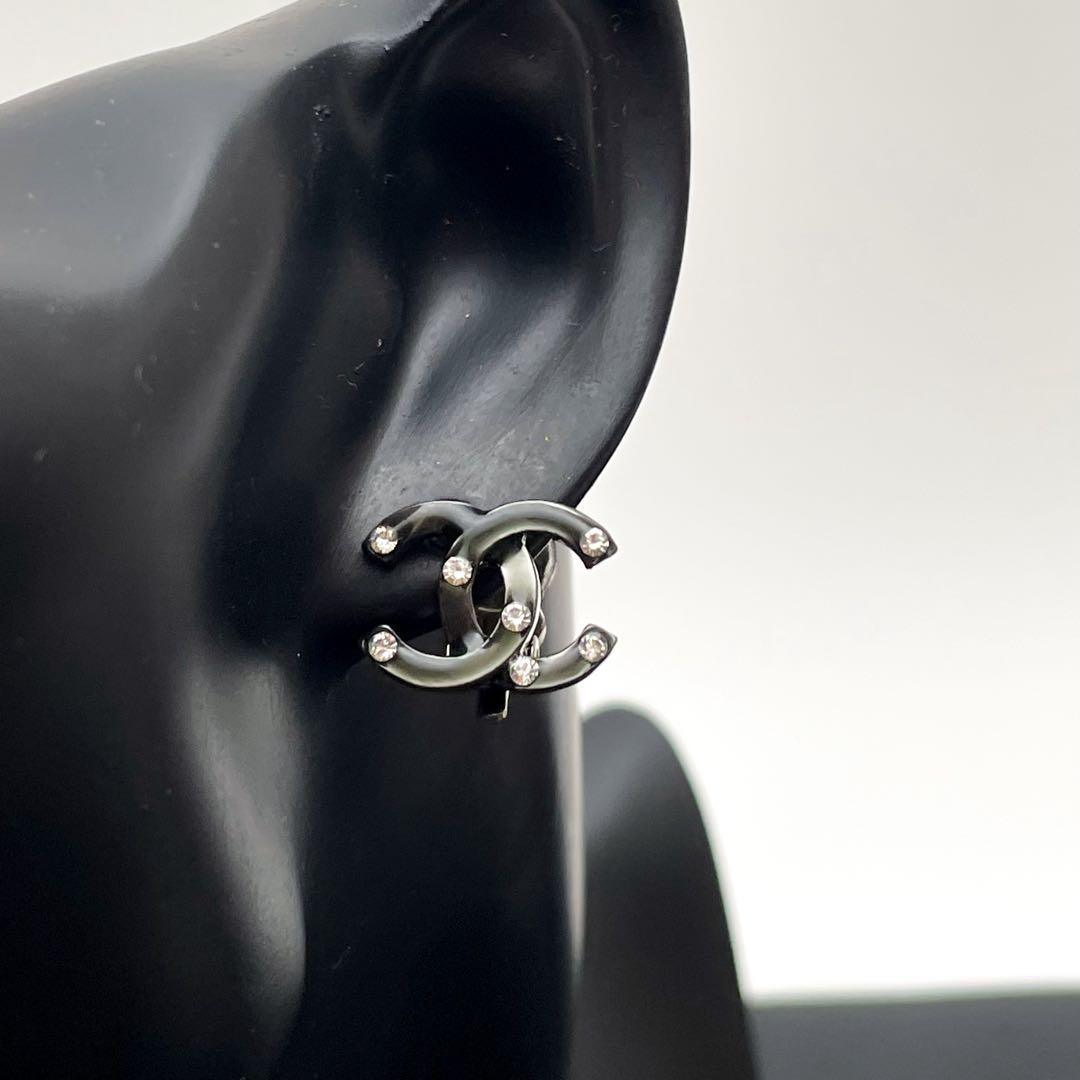 Chanel CC Logo Earrings 03A Rhinestone Icon — view 8