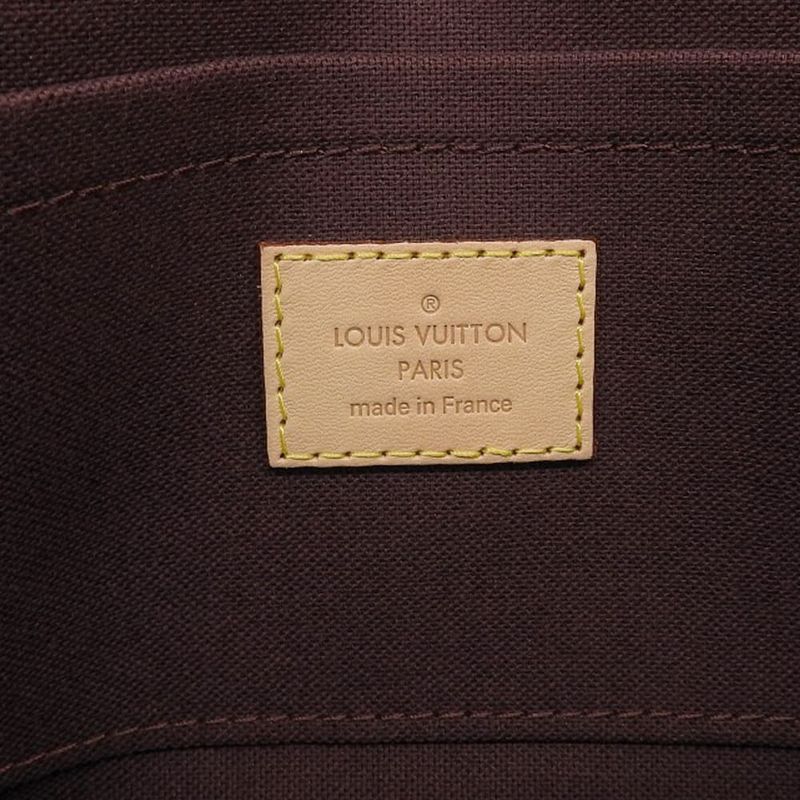Louis Vuitton Monogram Favorite PM Shoulder Bag