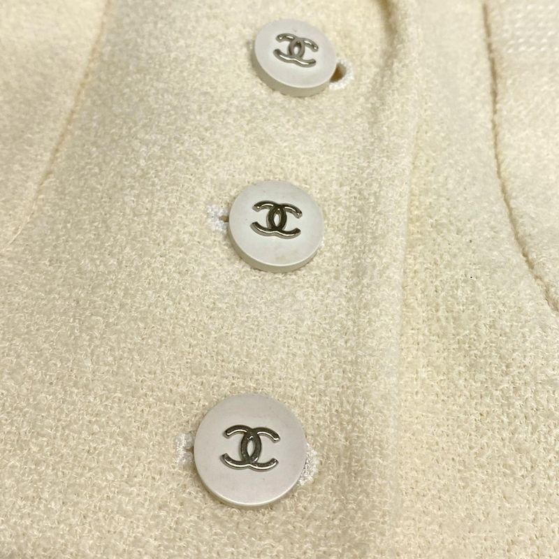 Chanel Jacket Size 38 M Women - P06411 Ivory Long Sleeves/shoulder Pads Wool
