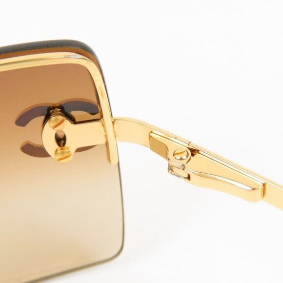 Chanel Vintage Sunglasses Rhinestone CC Logo Rimless Gradient Gold Y2K