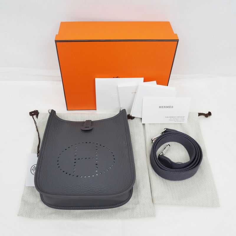Hermes Evelyne T PM Ardoise Shoulder Bag Taurillon Clemence K Engraved