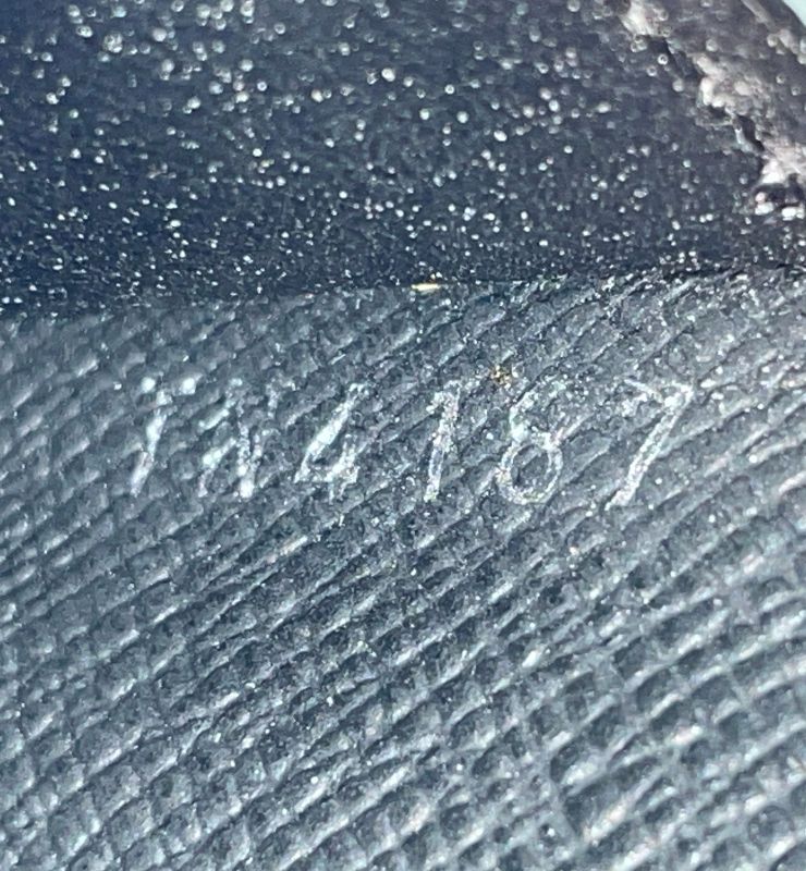 Louis Vuitton Taiga Portefeuille Alexandre NM Long Wallet M64597 Noir Black