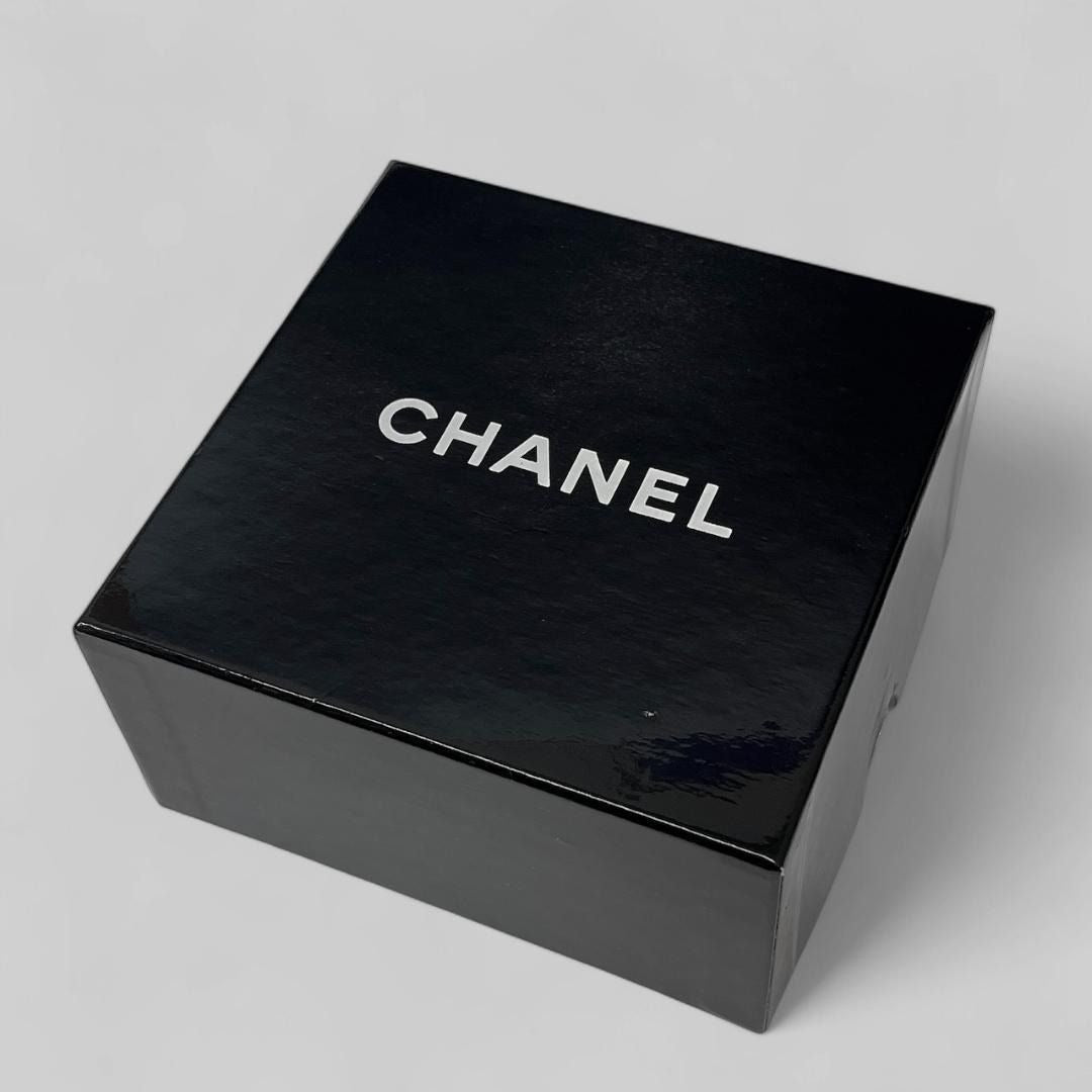 CHANEL Vintage CC Medallion Round Logo Chain Belt Gold