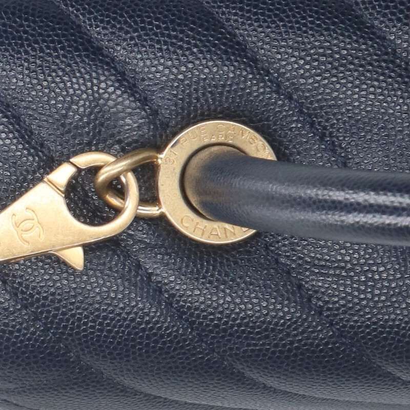 Chanel Coco Handle 29 Chevron Caviar Skin Chain Shoulder Bag Women 29